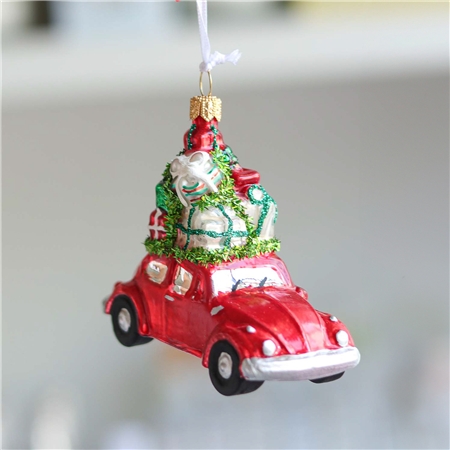 Petite voiture rouge de Noël en verre avec des cadeaux de Glassor